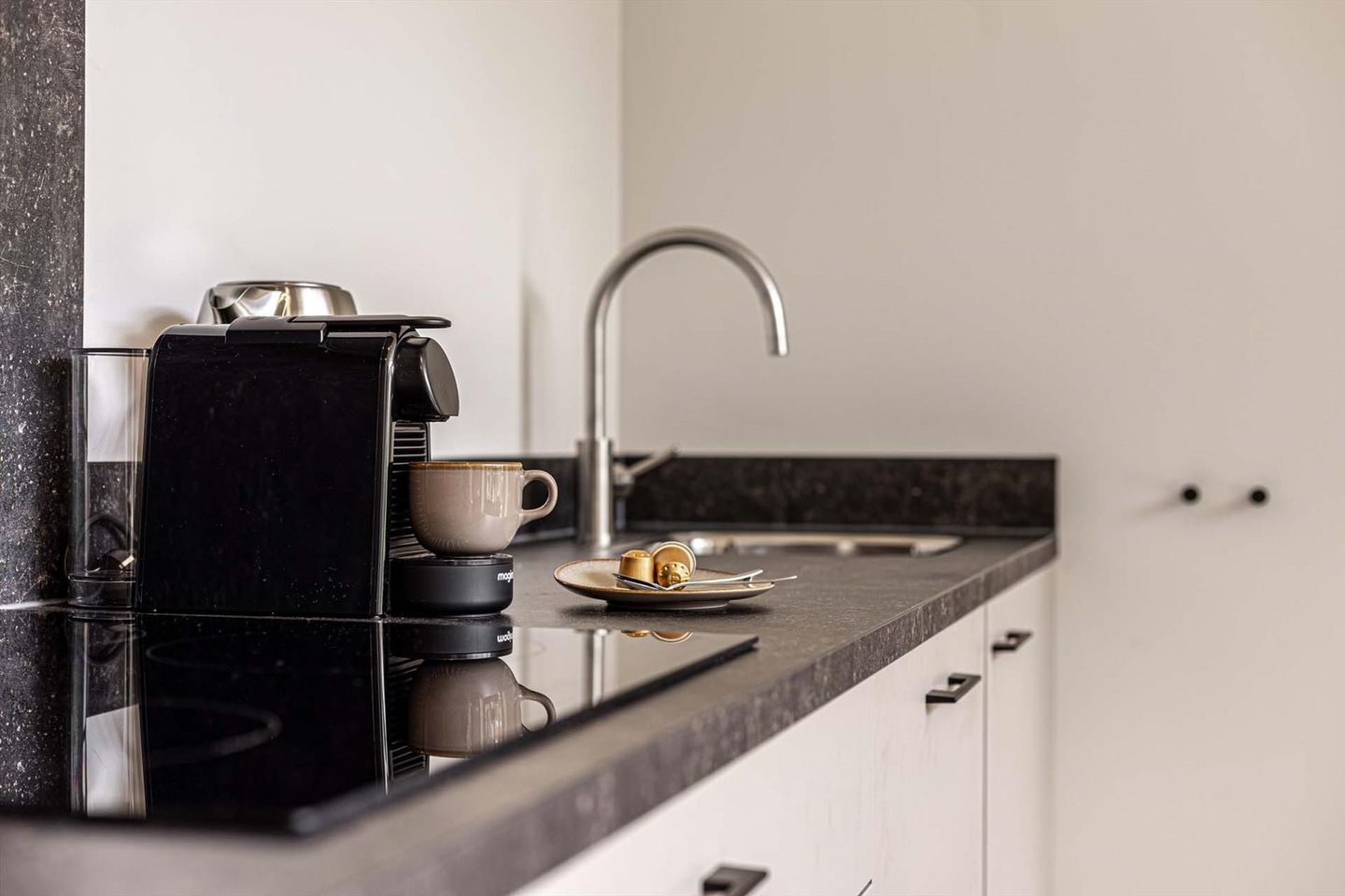 Foto 14 van Beetserweg 6-4L2