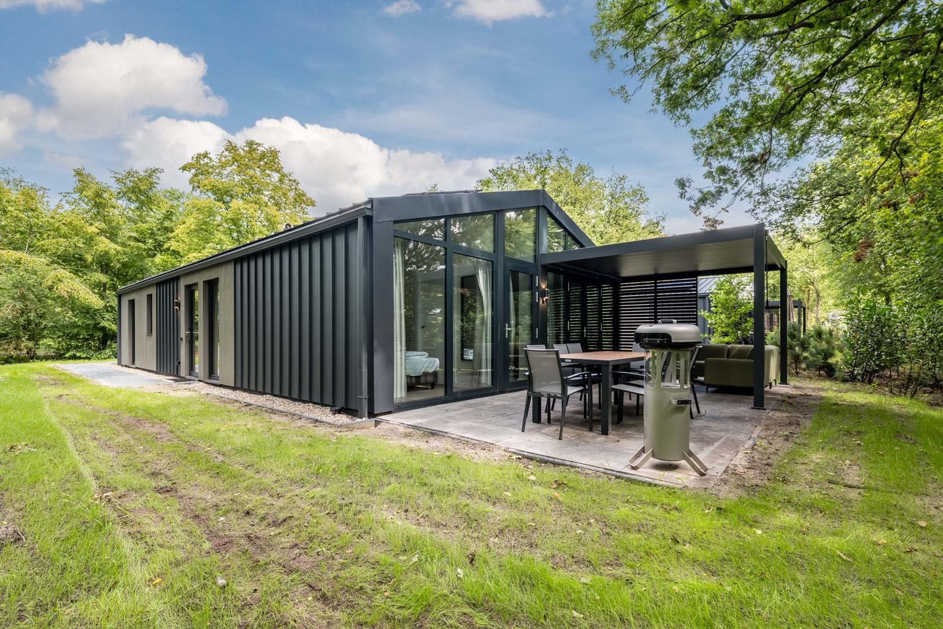 4-bedroom freehold villa in Sellingen — photo 3 of 5