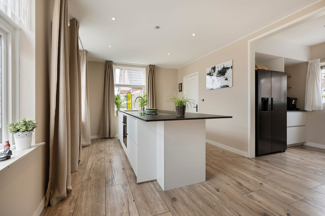 Photo 7 of Schoolstraat 4