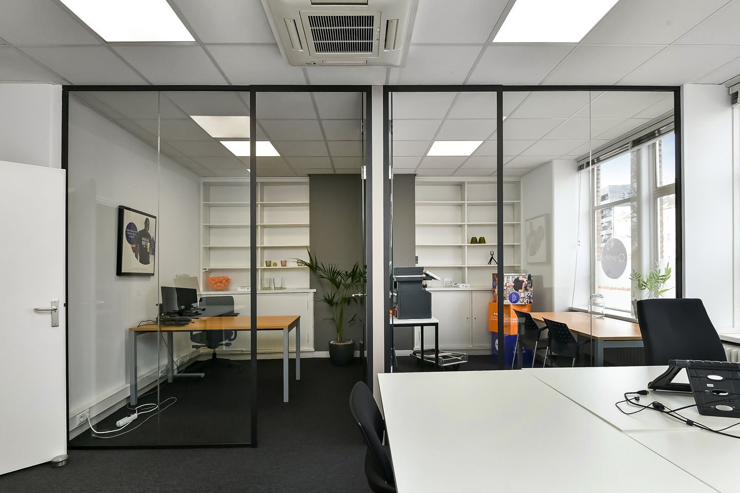 Bekijk foto 2 van Willemsplein 34-1