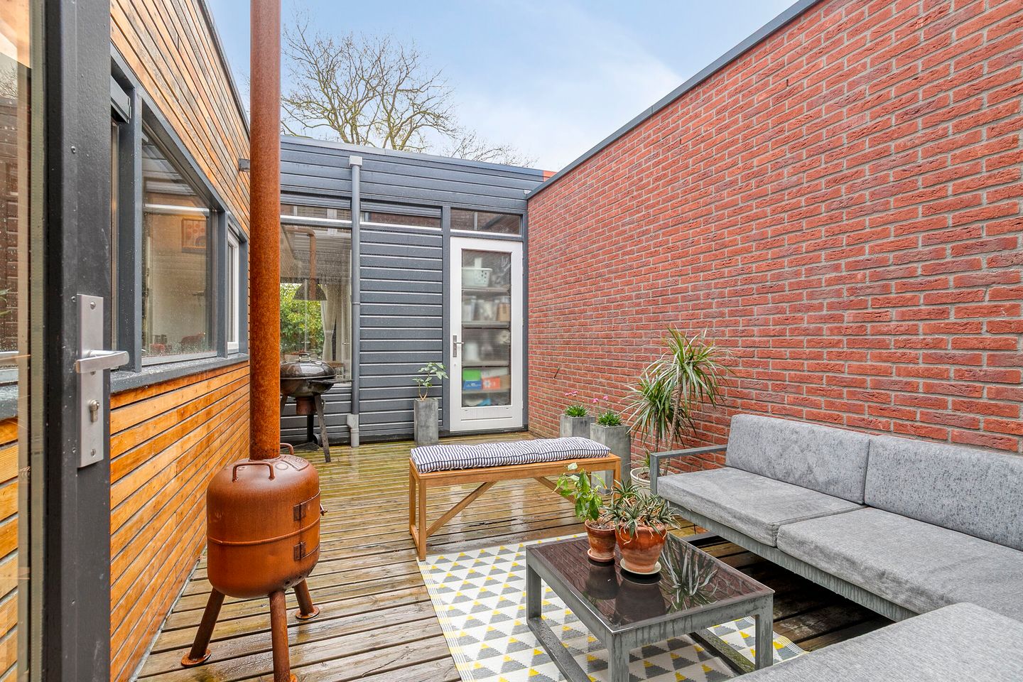 Spacious End Terrace Home with Multiple Outdoor Spaces in Grasrijk — 38