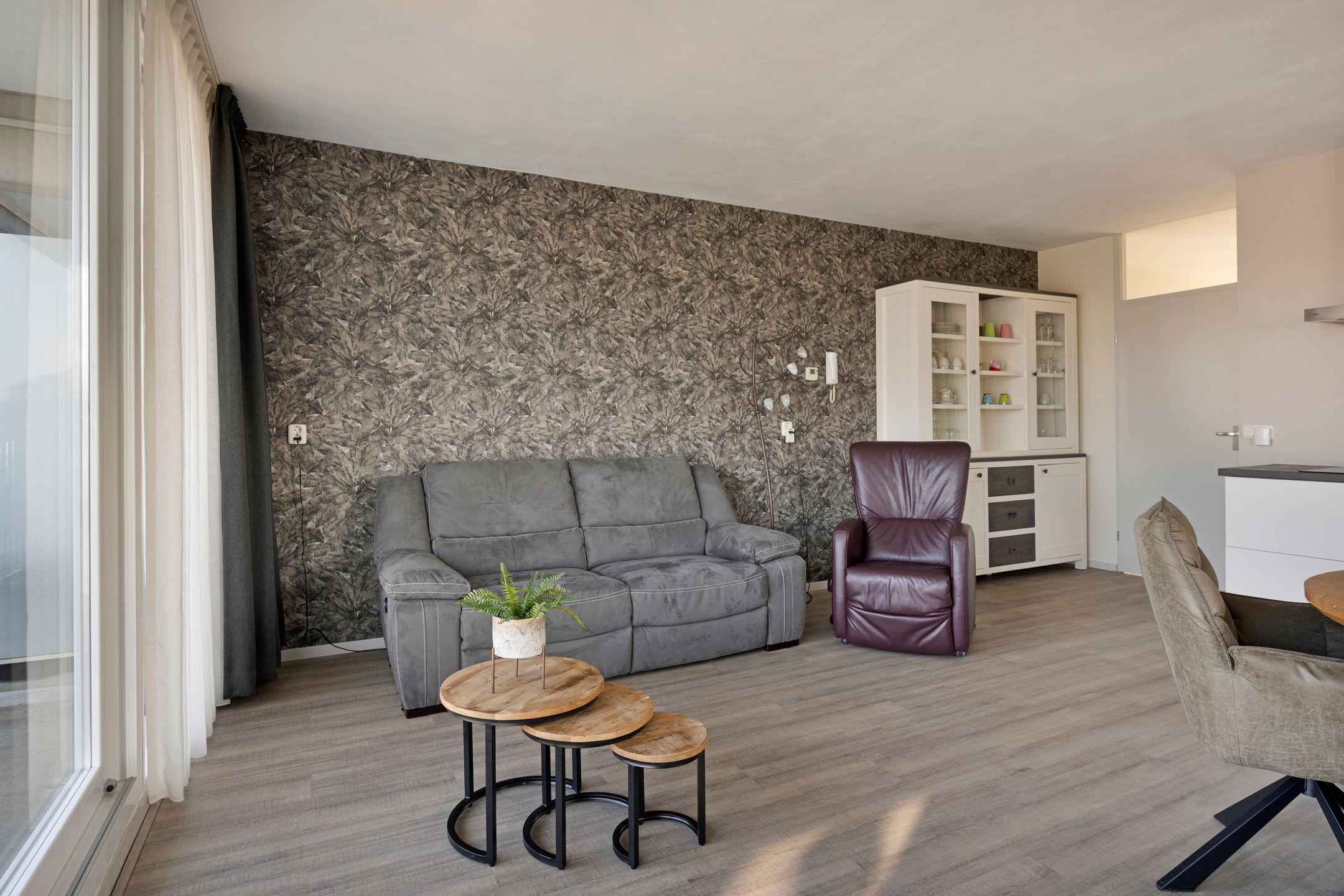 Centrally located apartment with free view and parking in Klazienaveen — 12