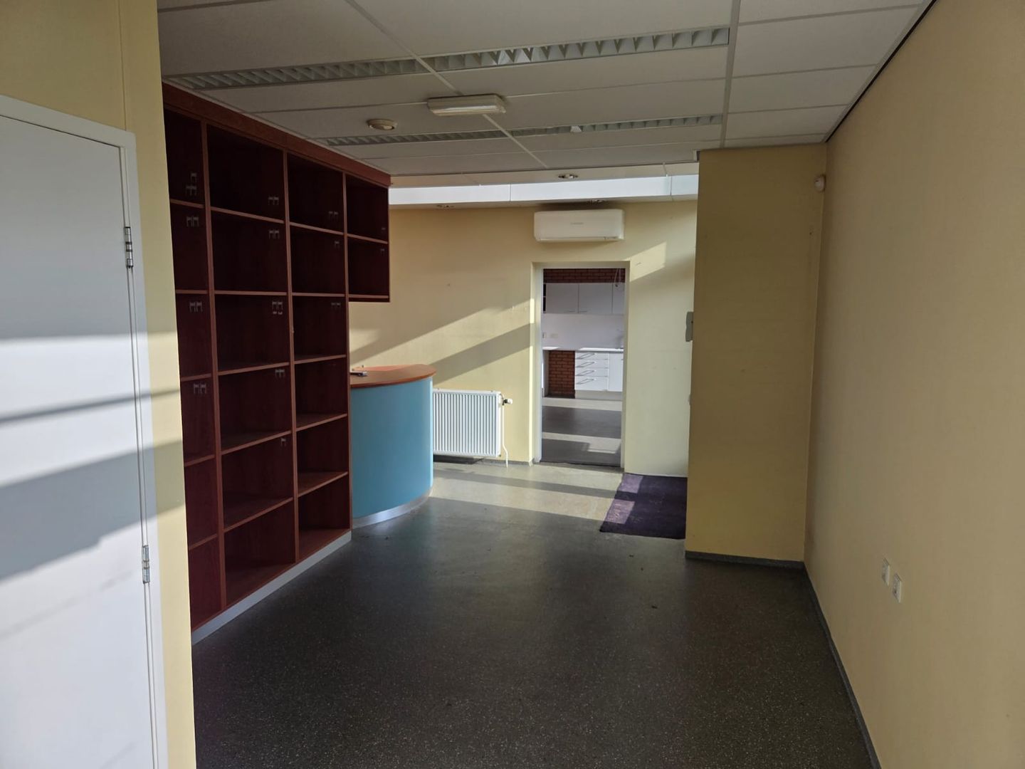 Bekijk foto 2 van Leliestraat 17