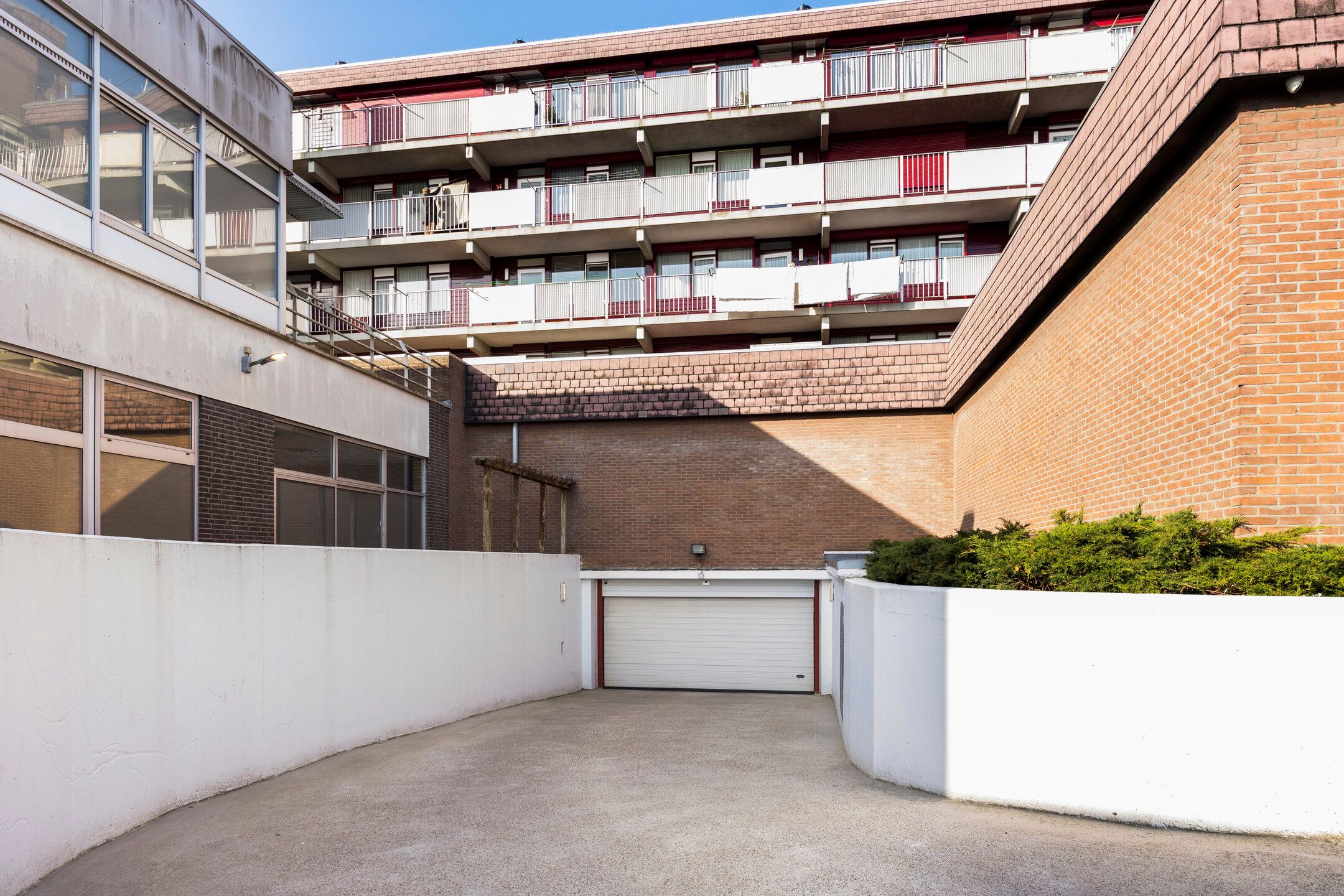 Centrally located apartment with free view and parking in Klazienaveen — 29