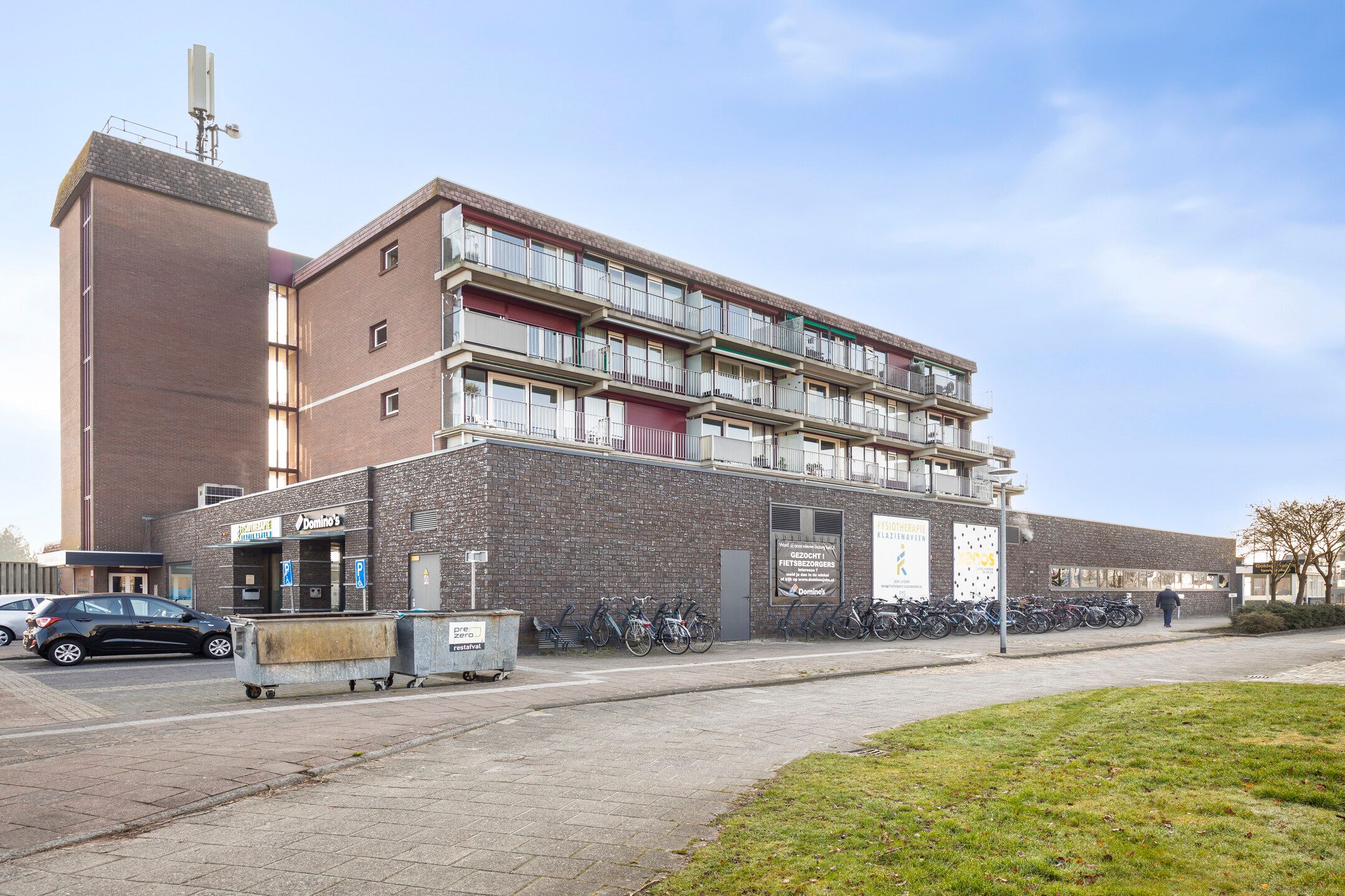 Centrally located apartment with free view and parking in Klazienaveen — 18