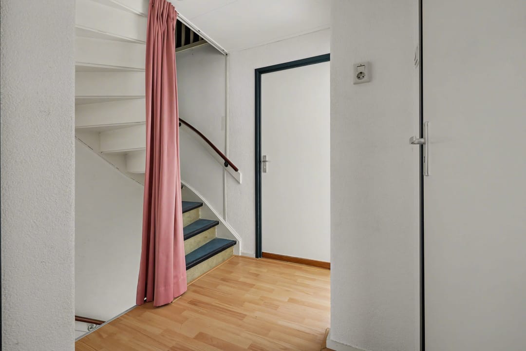 Photo 16 of Baroniestraat 38