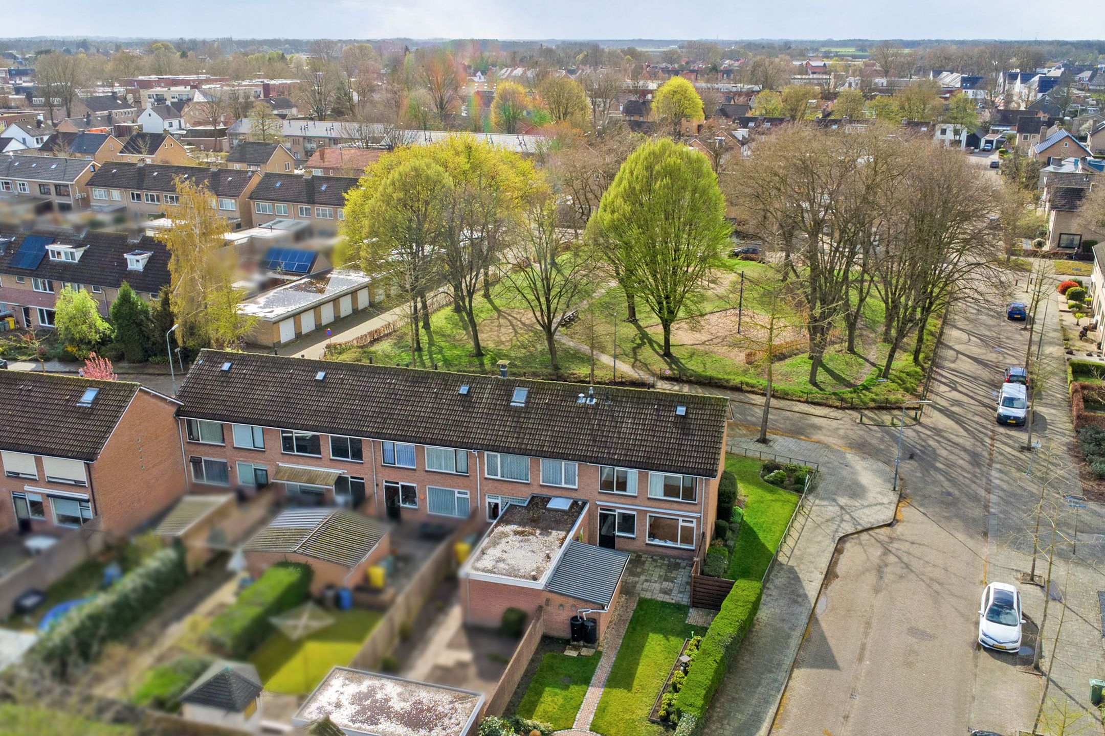 Photo 42 of Baroniestraat 38