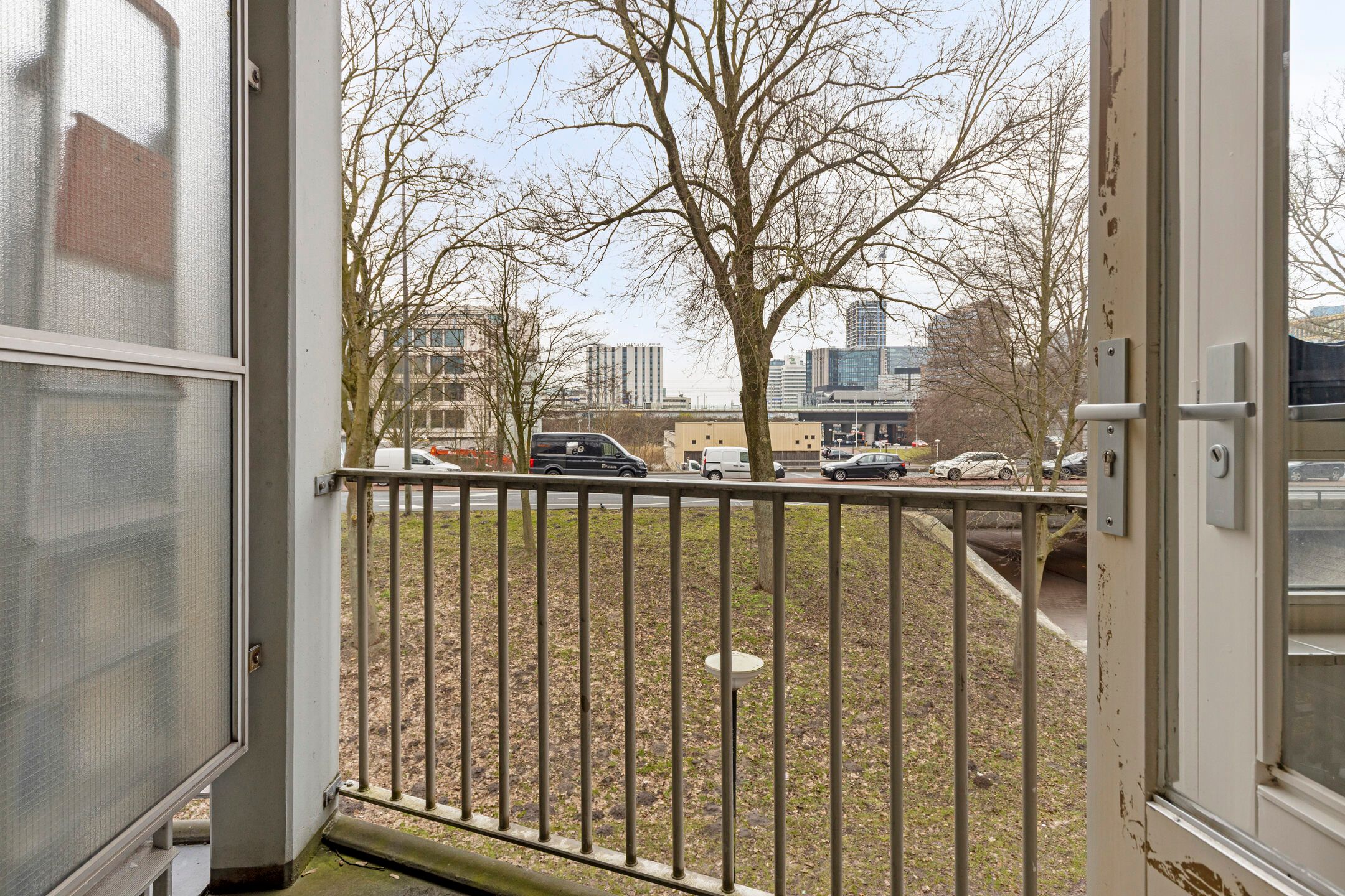 Light 2-room apartment with new bathroom in car-free complex — 21