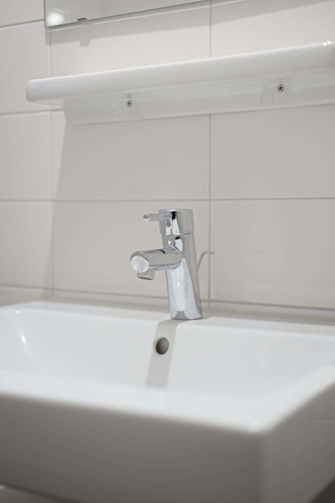 Light 2-room apartment with new bathroom in car-free complex — 24