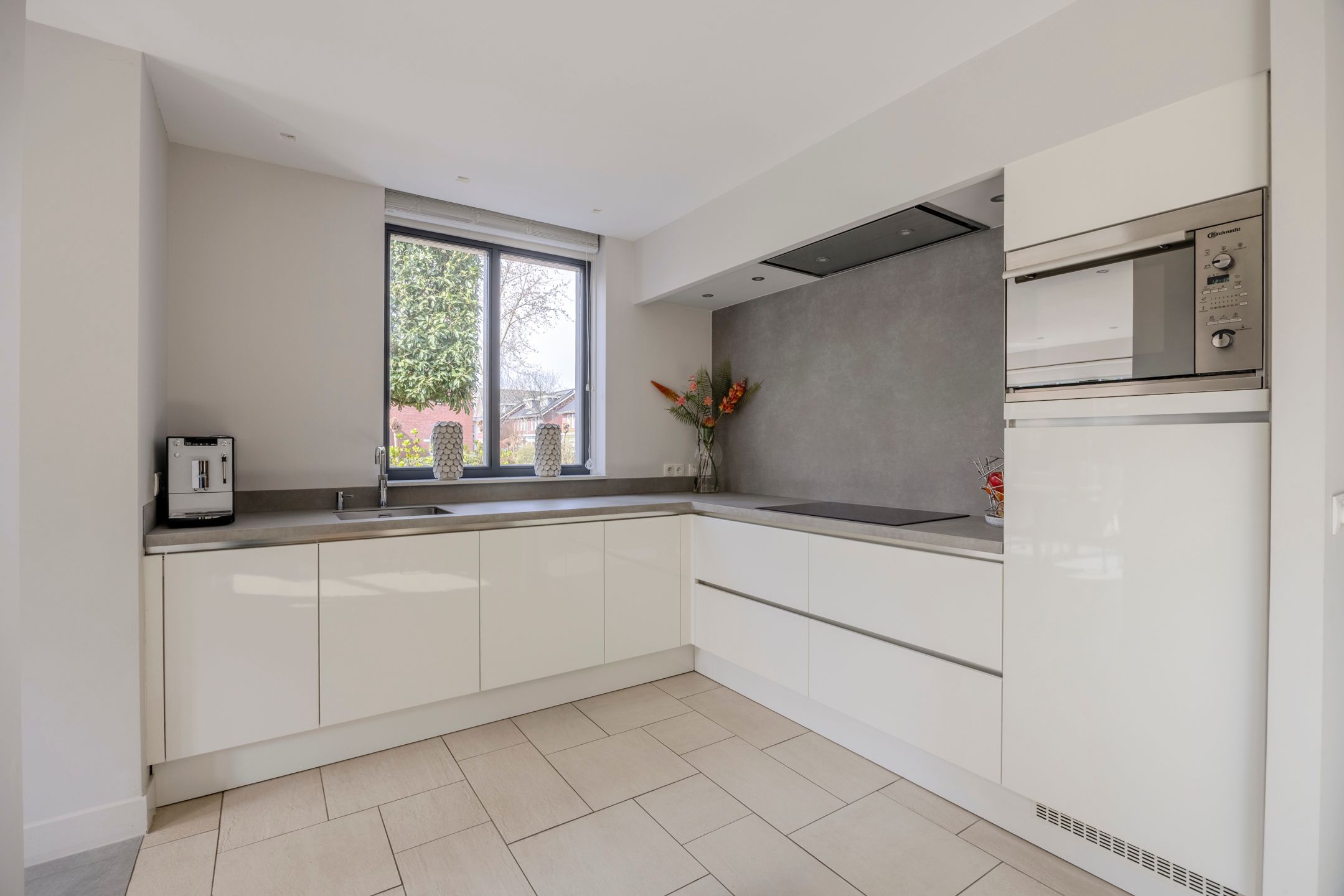 Foto 15 van Koolwitje 2