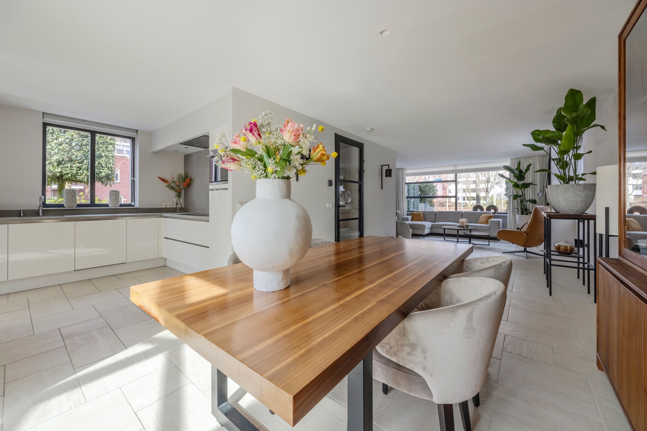 Foto 3 van Koolwitje 2