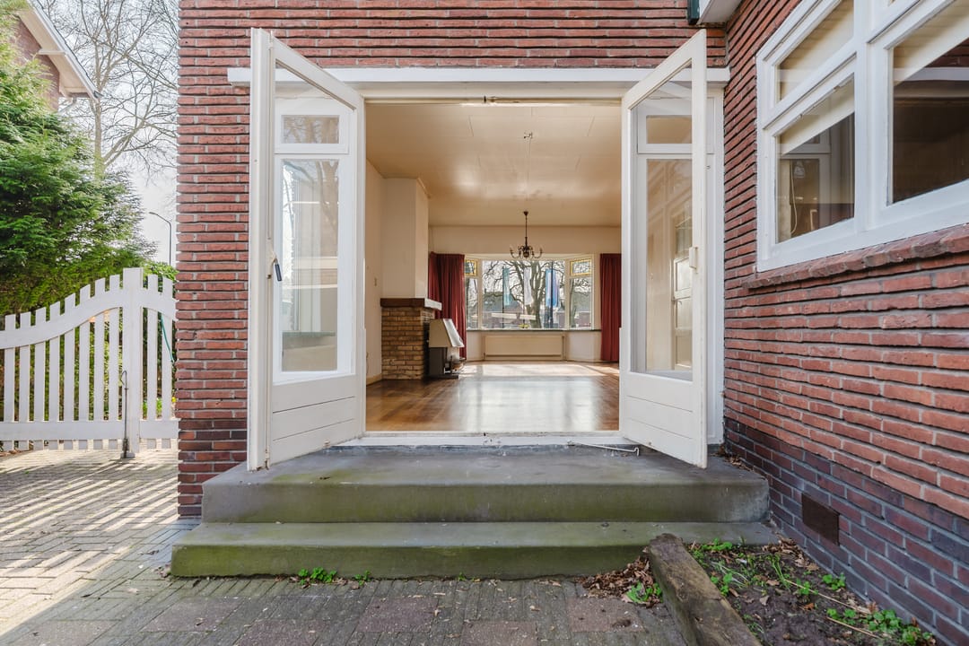 Photo 13 of Burgemeester Falkenaweg 69