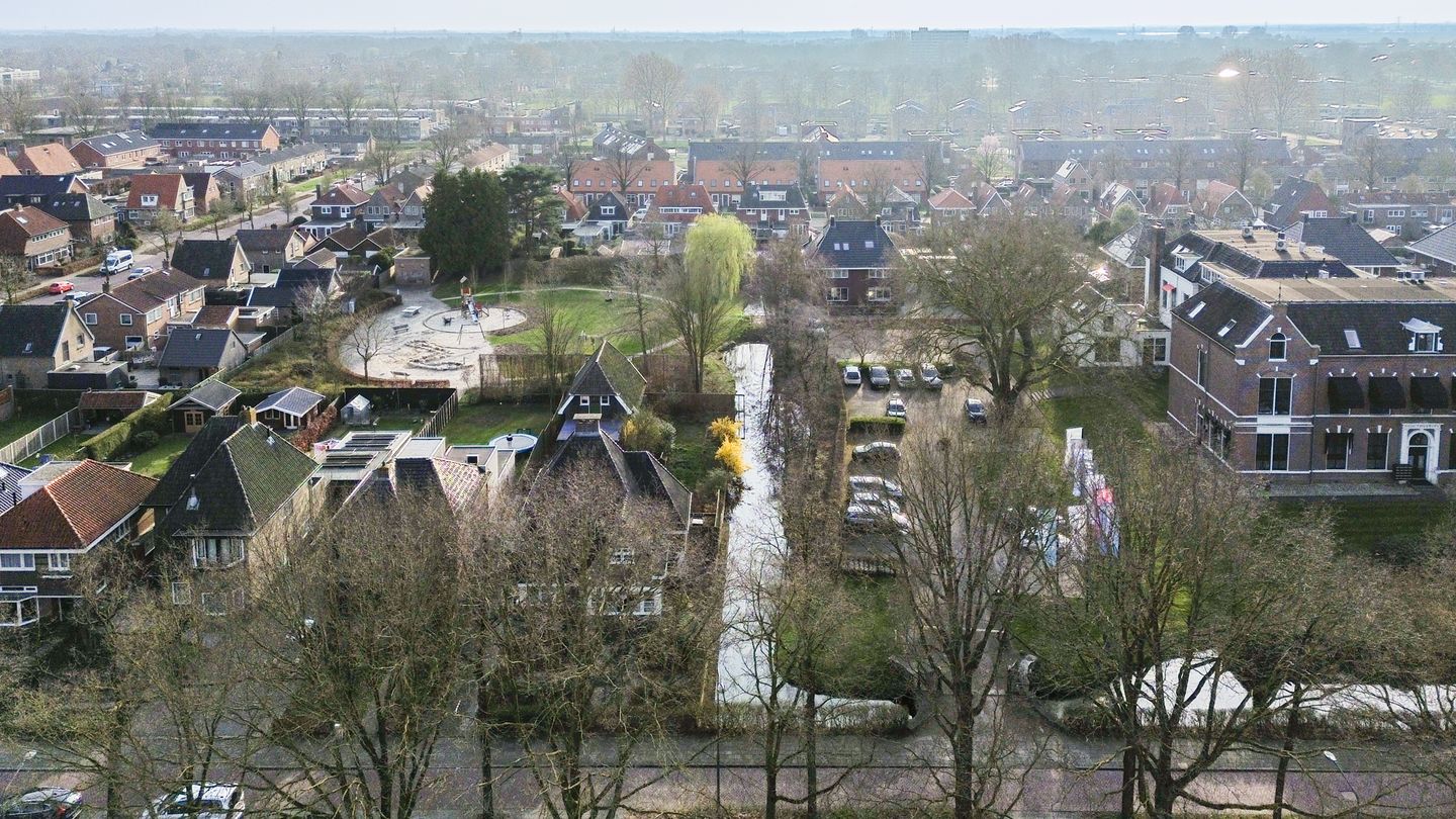 Photo 49 of Burgemeester Falkenaweg 69