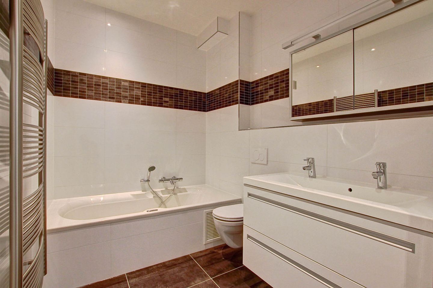 Foto 34 van Oud-Loosdrechtsedijk 226