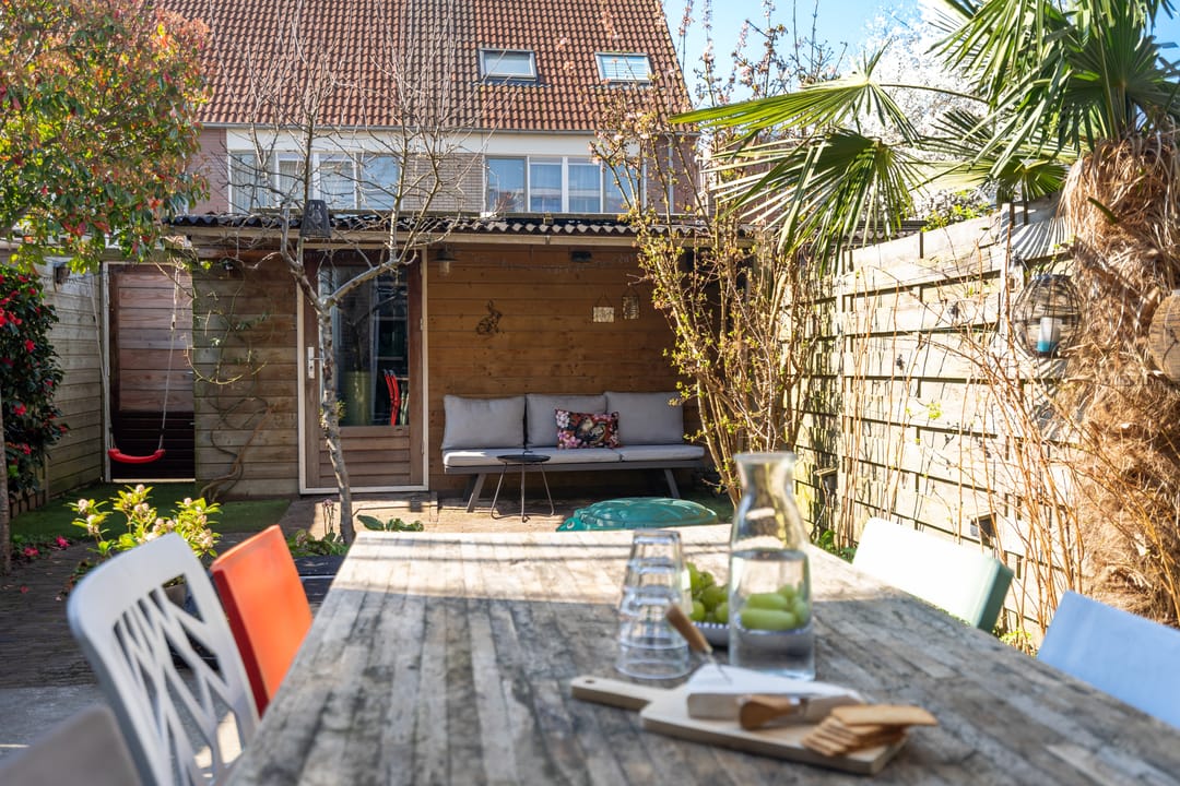 Charming 1920s Terraced Family Home with Four Bedrooms and Energy Label B — 26