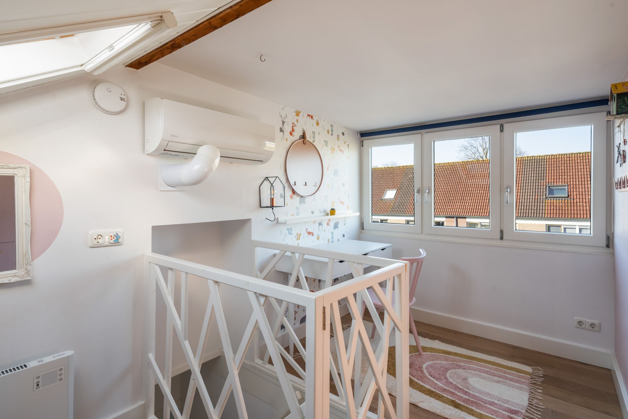 Charming 1920s Terraced Family Home with Four Bedrooms and Energy Label B — 24