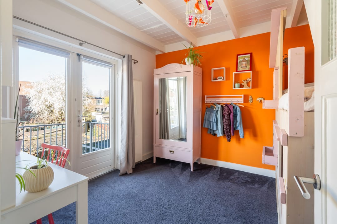Charming 1920s Terraced Family Home with Four Bedrooms and Energy Label B — 17