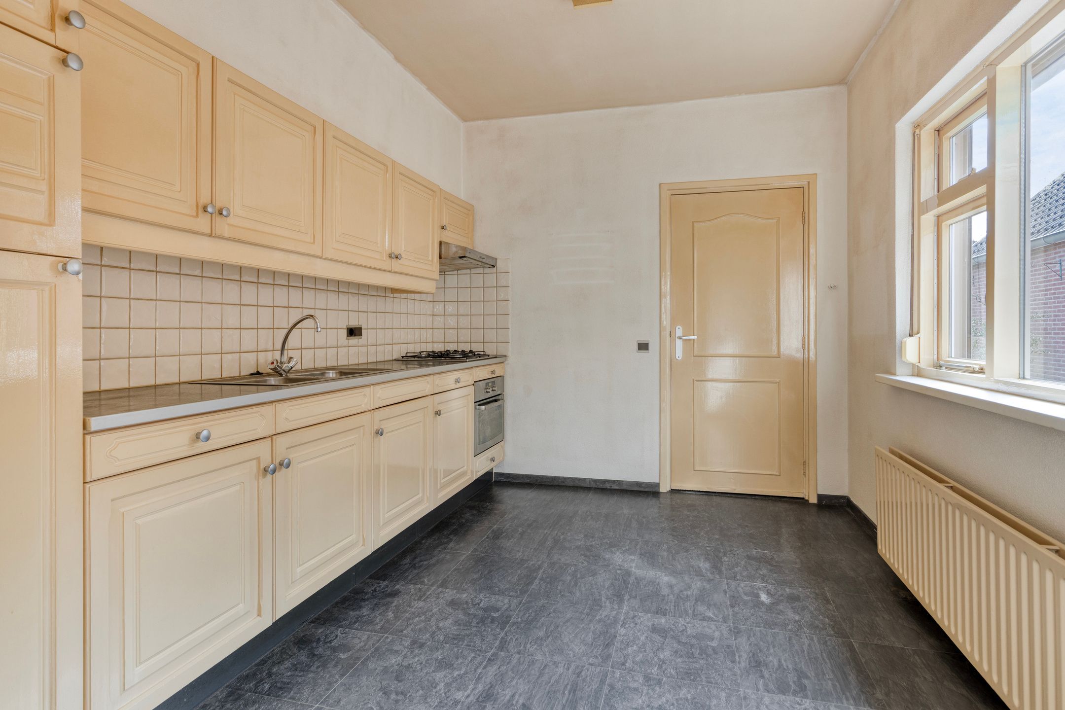 Photo 6 of Bergstraat 48