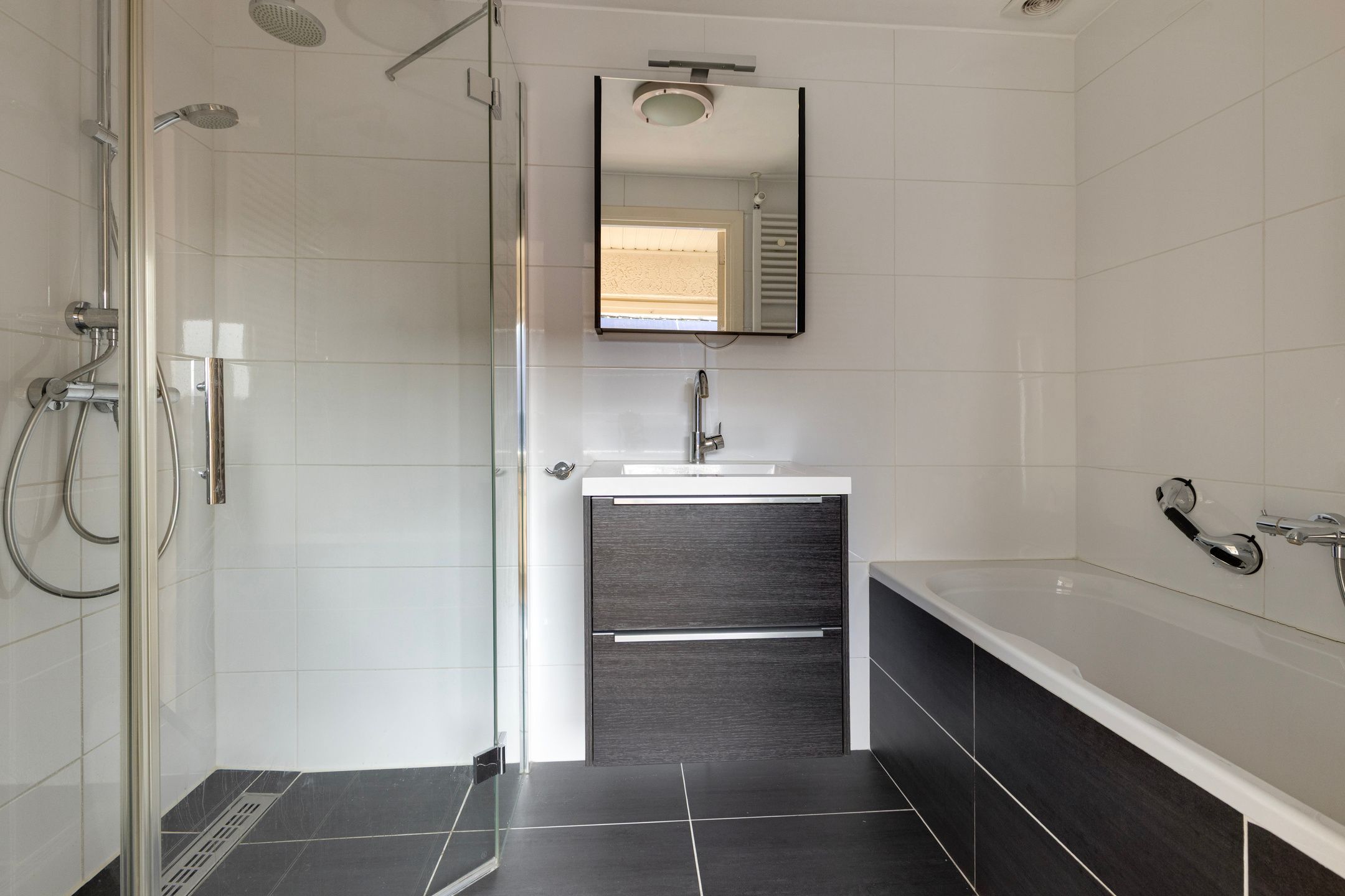 Photo 15 of Bergstraat 48