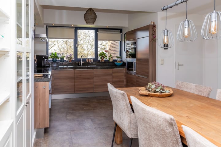 Photo 2 of Waalzicht 4