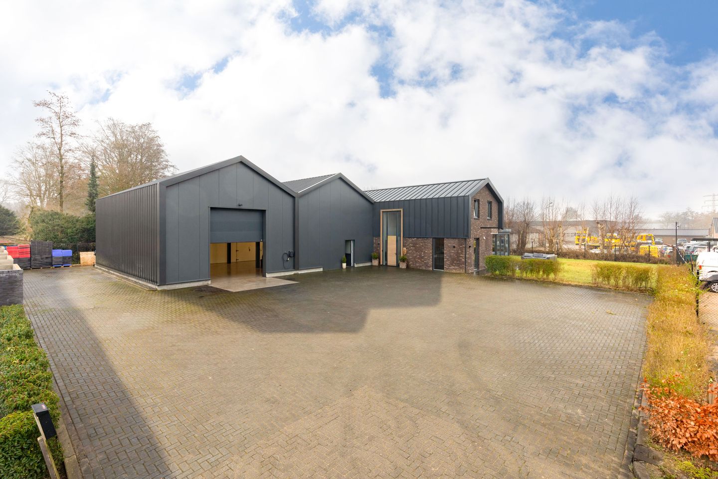 View photo 2 of Fokko Kortlanglaan 198