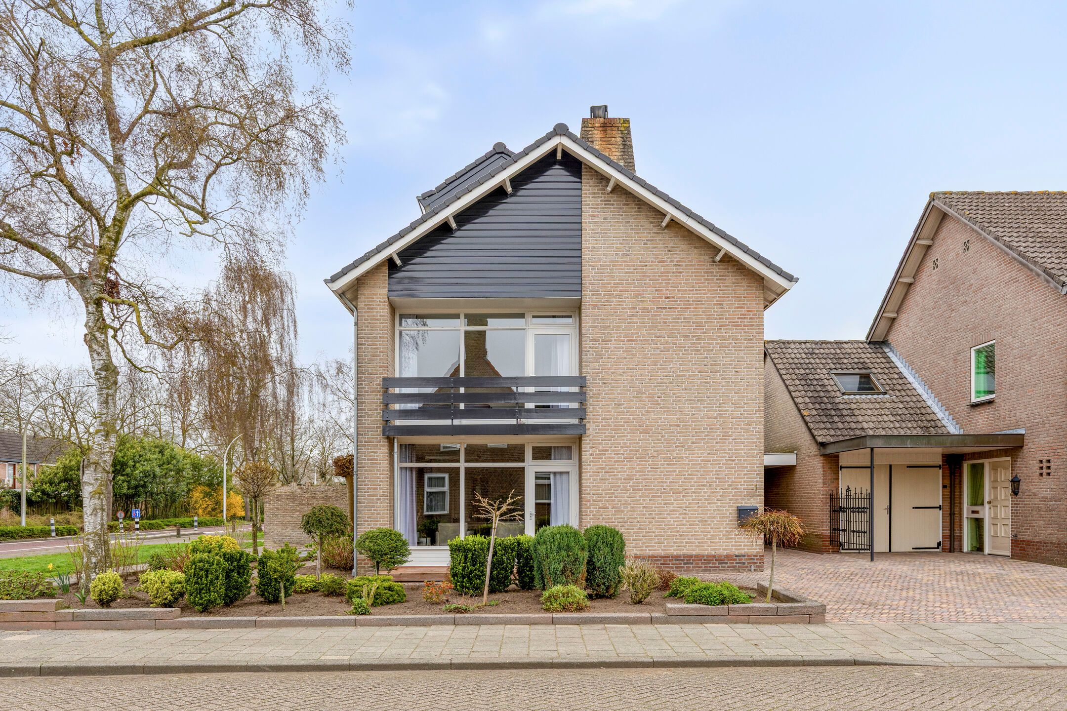 Foto 39 van Bizetlaan 1