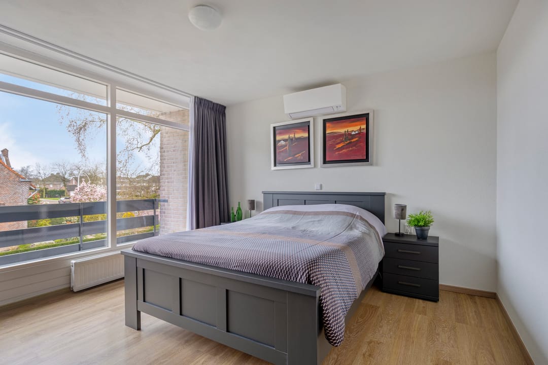 Foto 22 van Bizetlaan 1