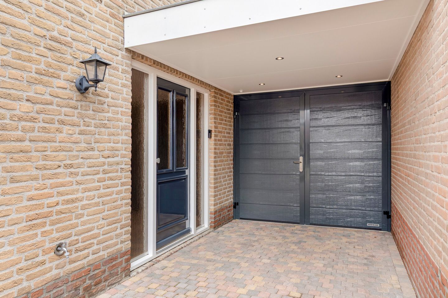 Foto 5 van Bizetlaan 1