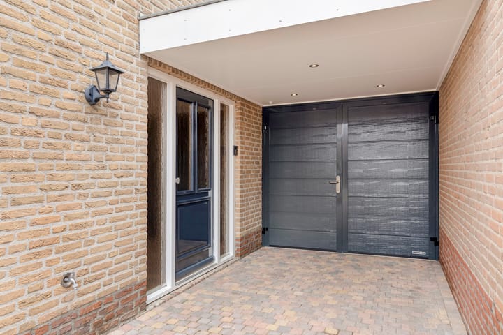 Foto 5 van Bizetlaan 1