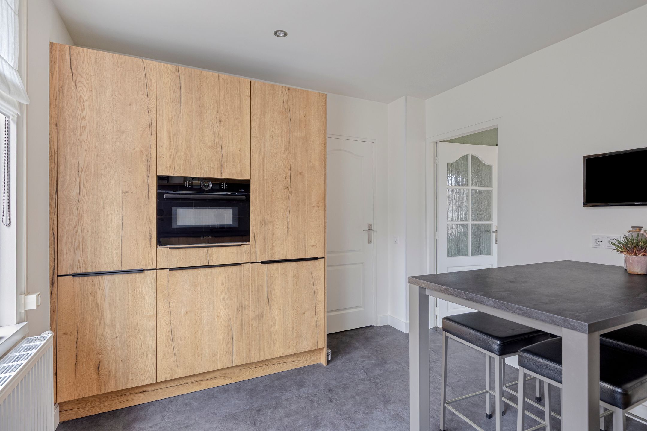 Foto 18 van Bizetlaan 1