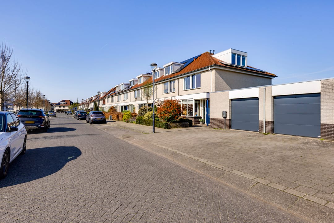 Foto 2 van Meester Broerensingel 1