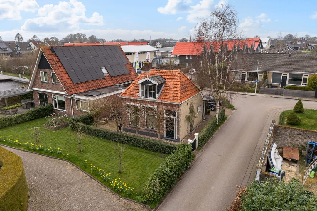 Characteristic detached house with guest annex in Terherne — 26