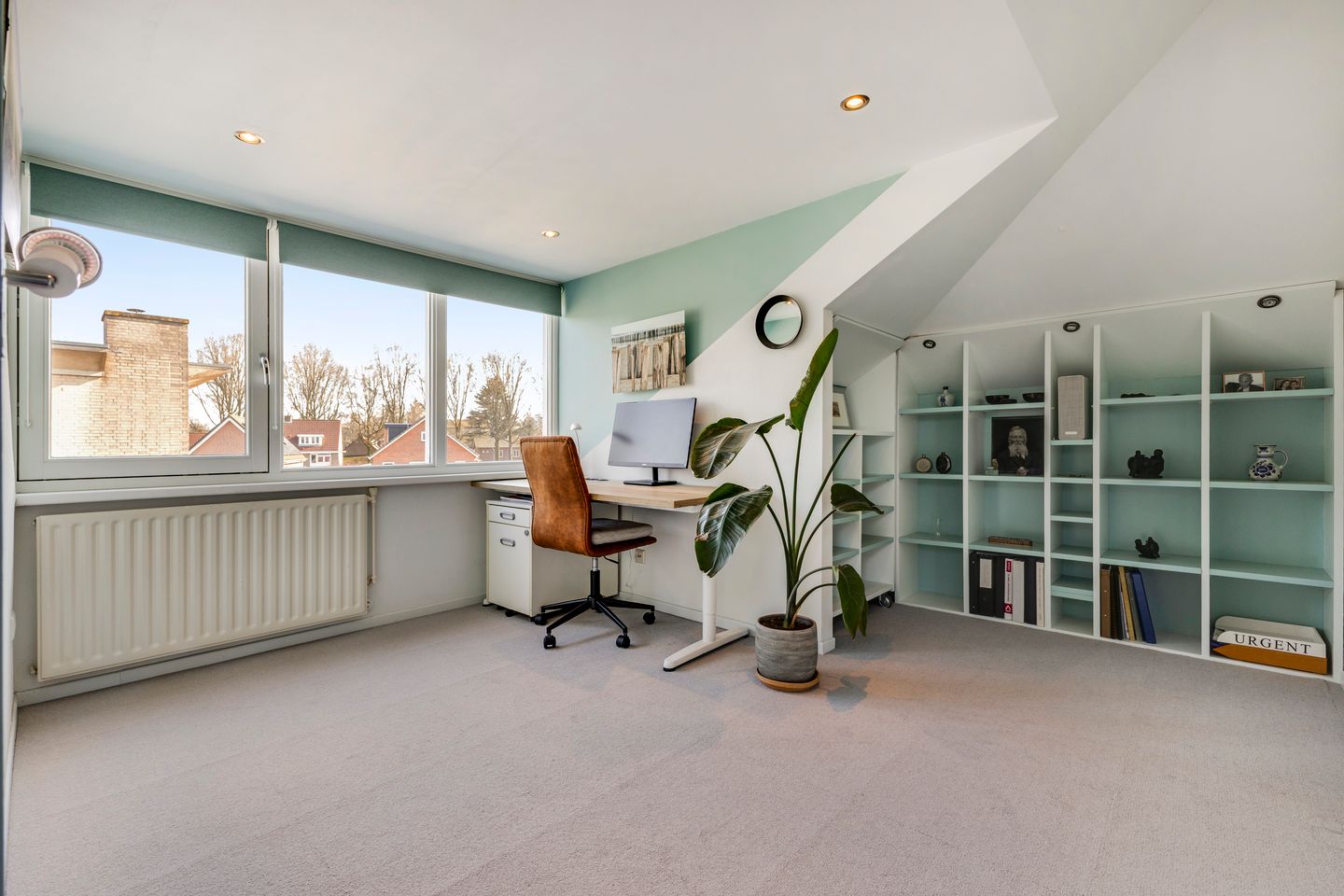 Foto 35 van Meester Broerensingel 1