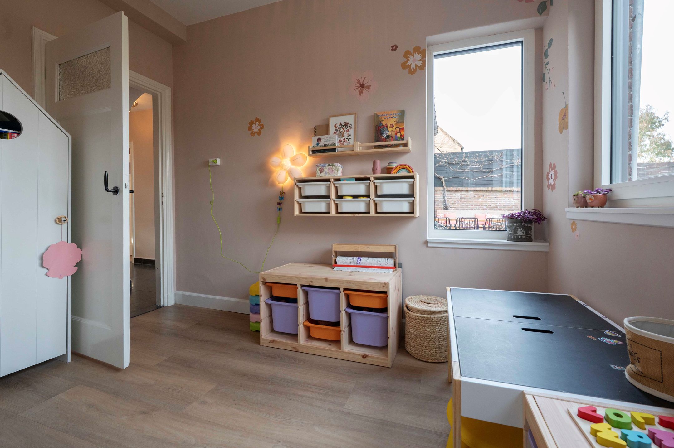 Atmospheric Family Home in Village Center — 24