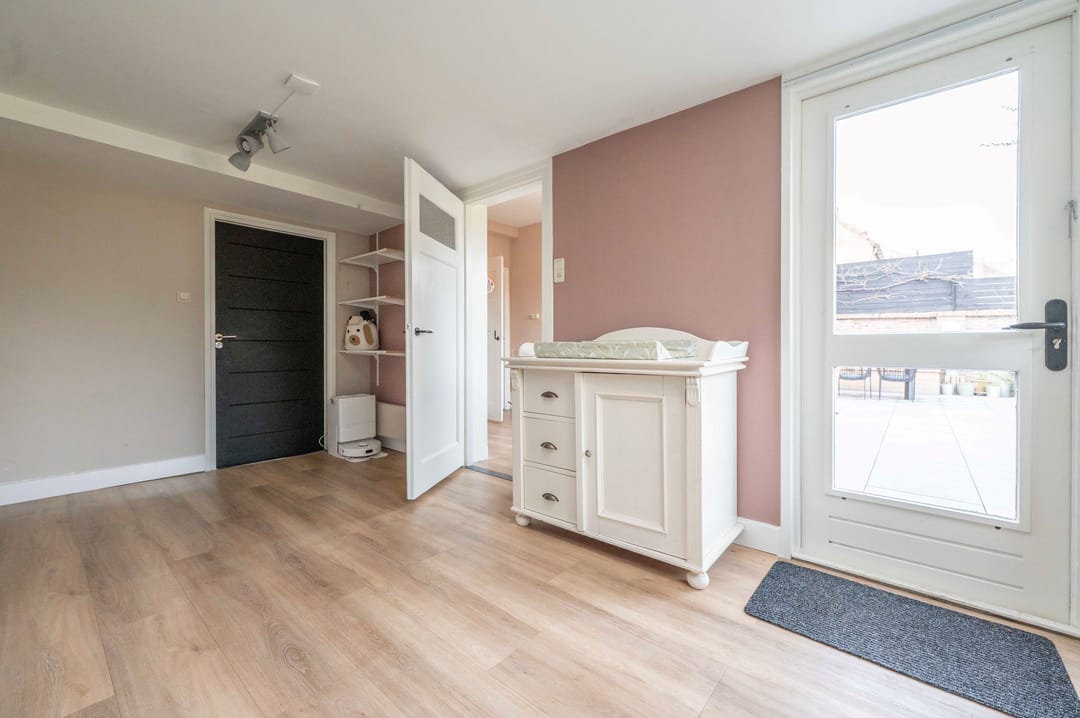 Atmospheric Family Home in Village Center — 26