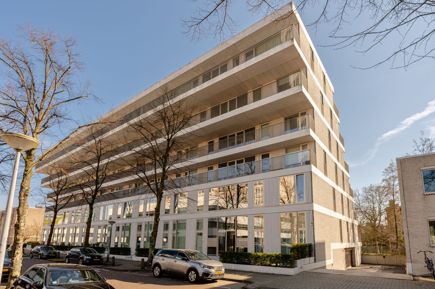 Photo 19 of De Klencke 103-A