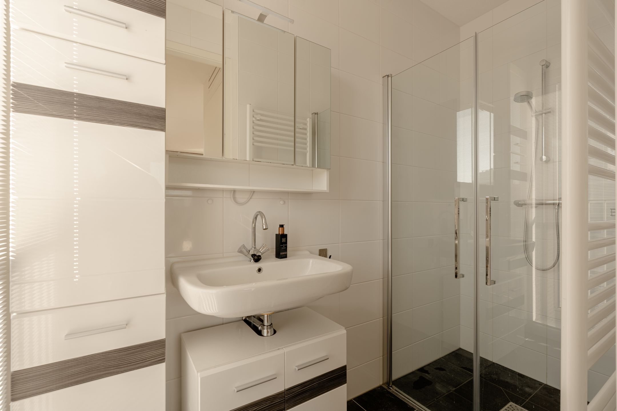 Photo 15 of De Klencke 103-A