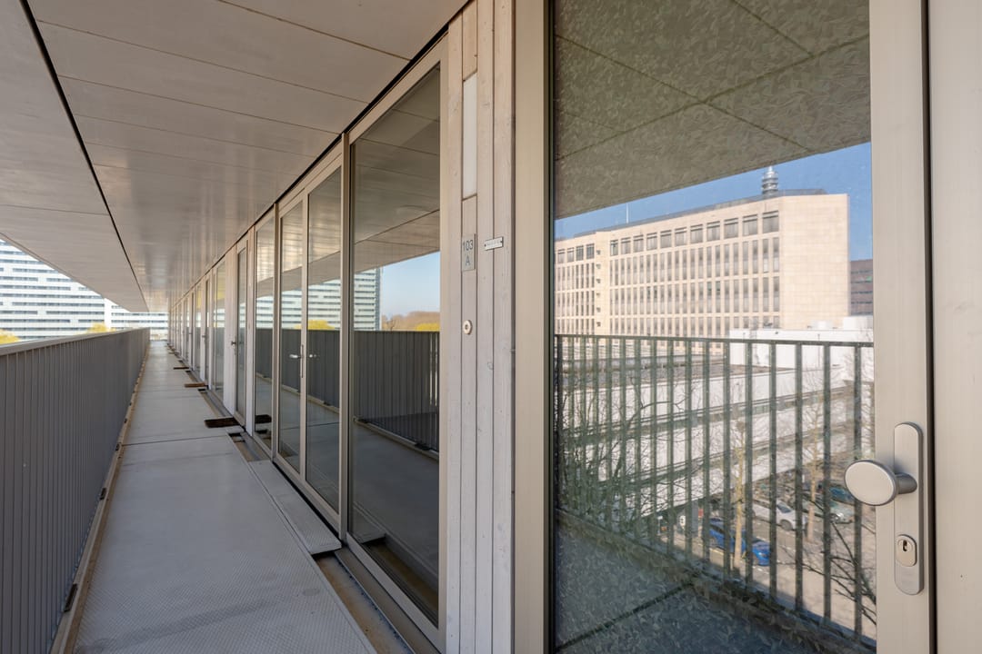 Photo 17 of De Klencke 103-A