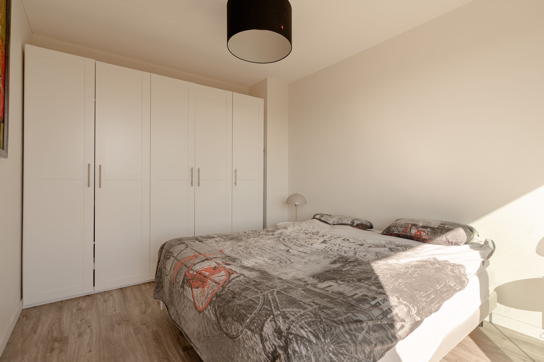 Photo 12 of De Klencke 103-A