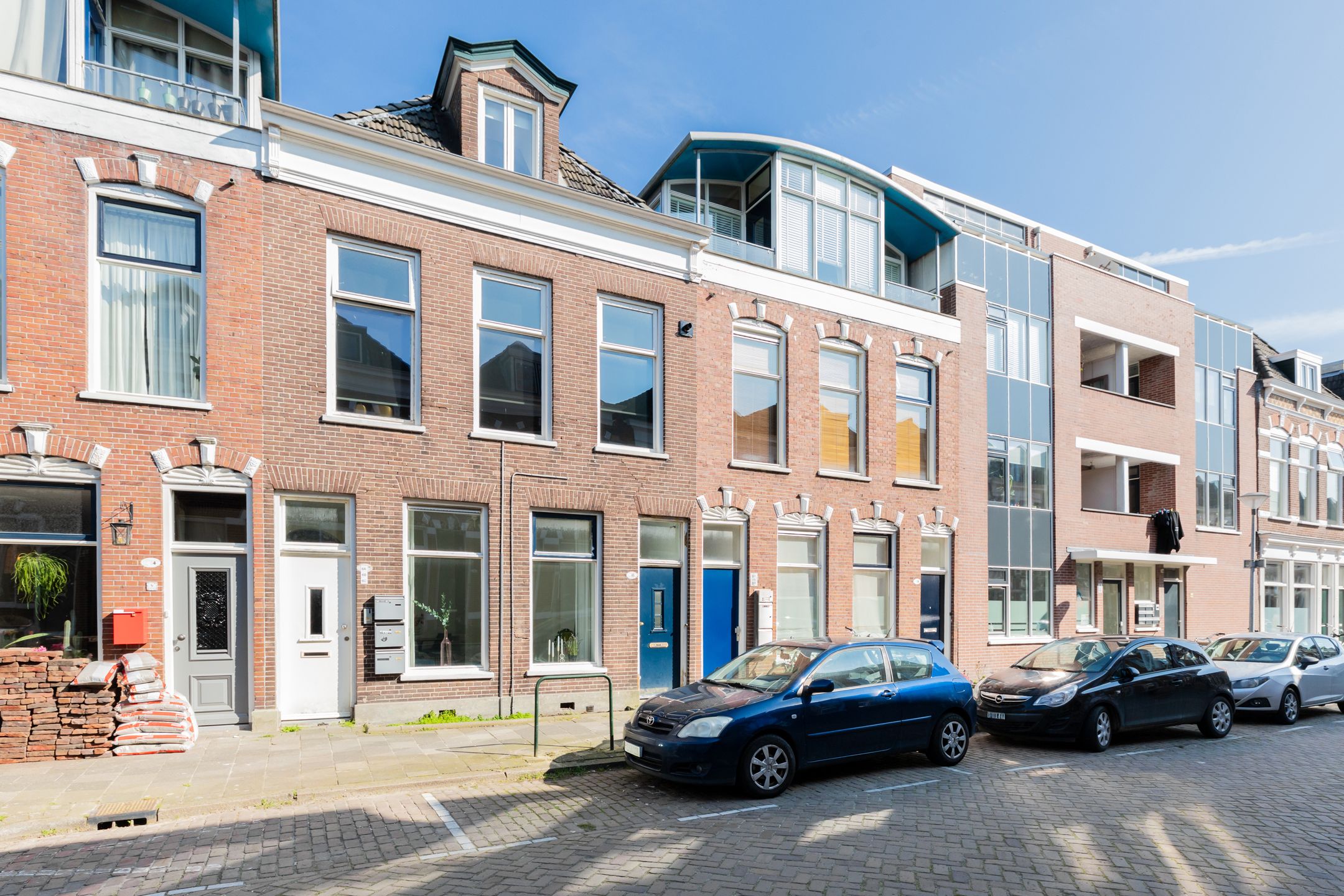 Photo 9 of Marwixstraat 6
