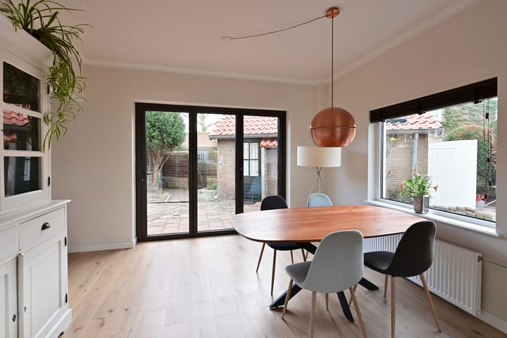 Photo 4 of van Tienhovenlaan 19