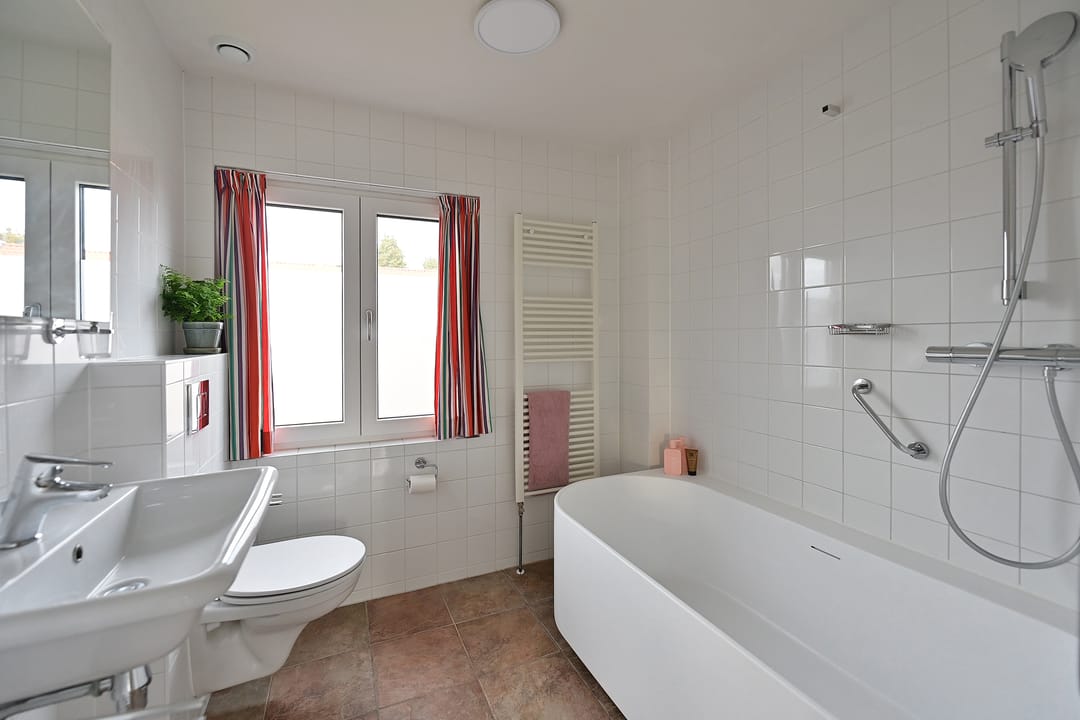 Foto 13 van van Tienhovenlaan 19