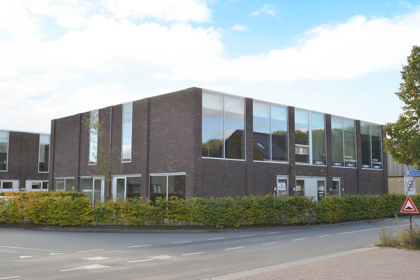 View photo 1 of Binnendelta 2-d