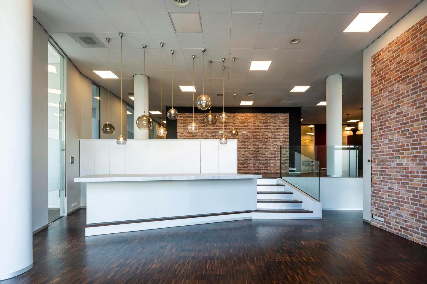 Bekijk foto 2 van Westerdoksdijk 1