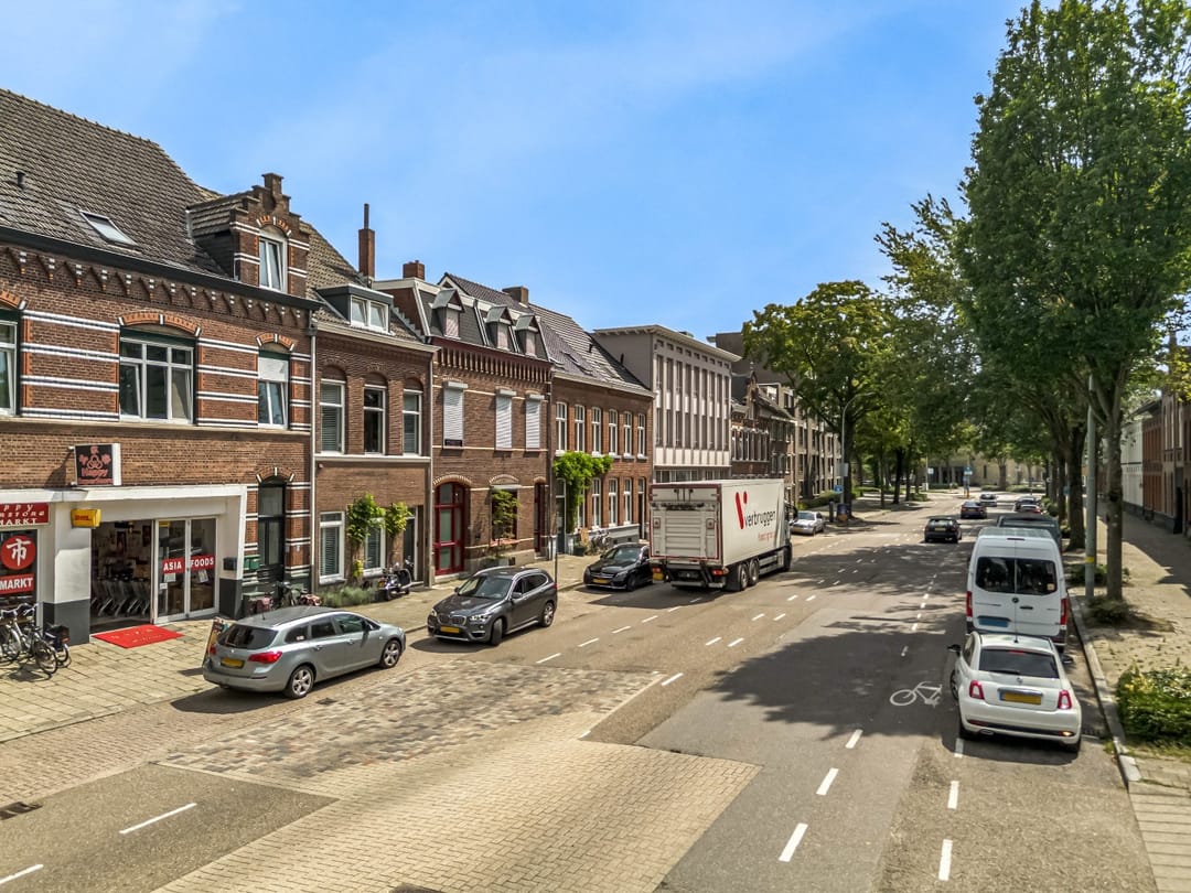 Renovated Townhouse with Garden and Roof Terrace in Roermond Center — 31