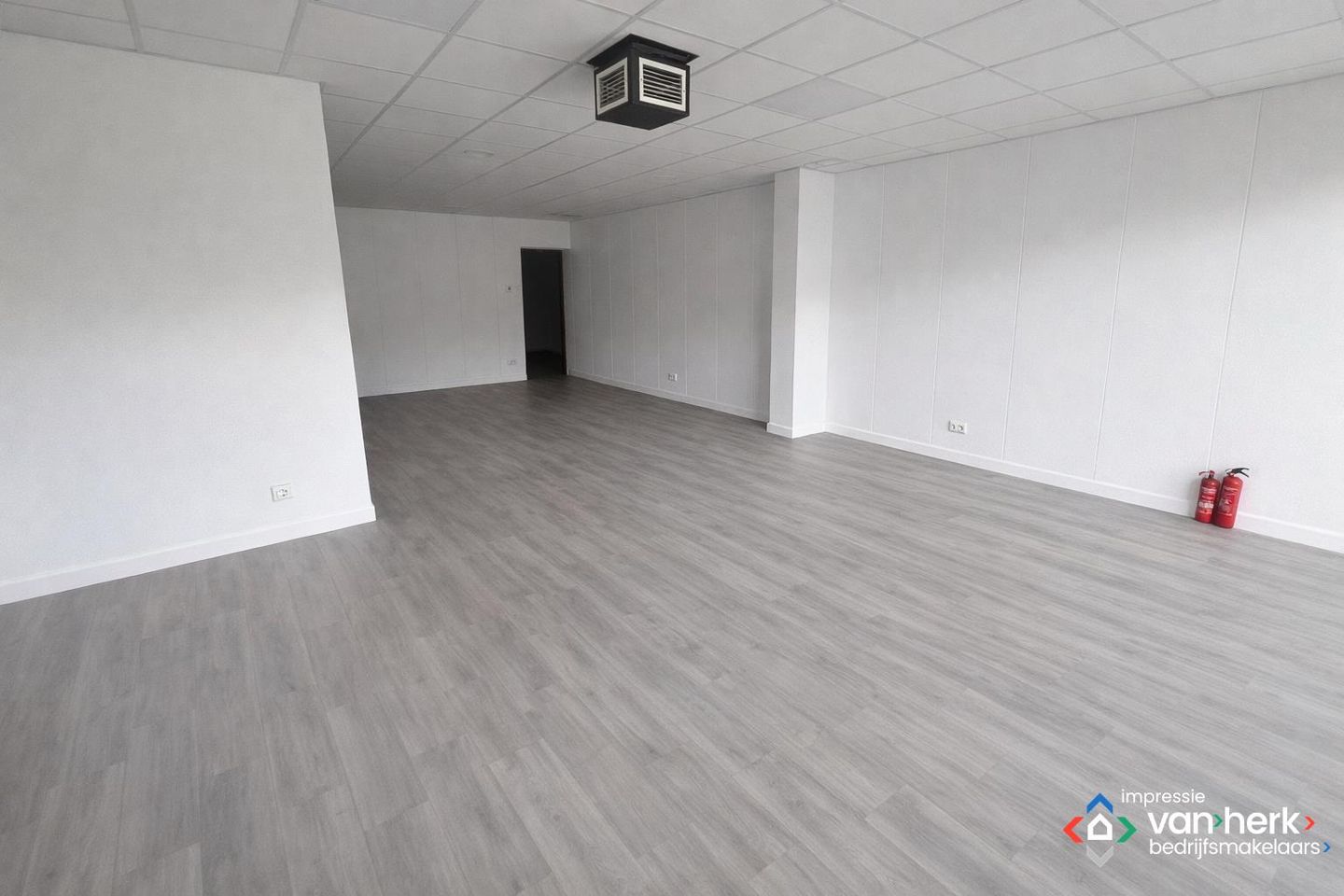 Bekijk foto 2 van Dumasstraat 233