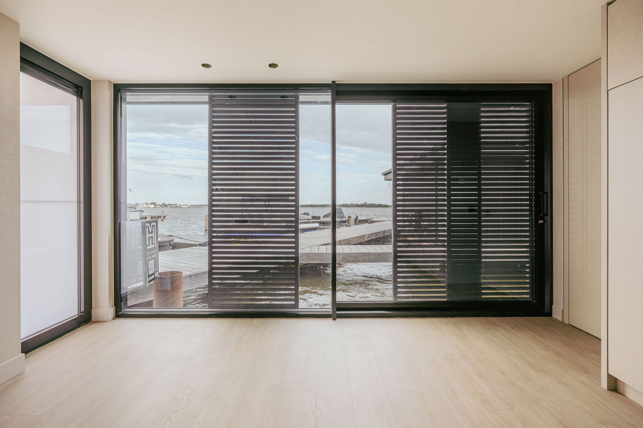 Exclusive New Water Villa on the Loosdrechtse Plassen — 17