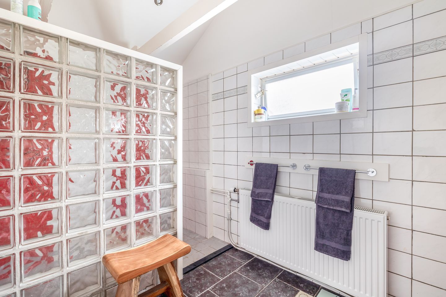 Attractive semi-detached home with ground floor living option in peaceful location near nature — 19