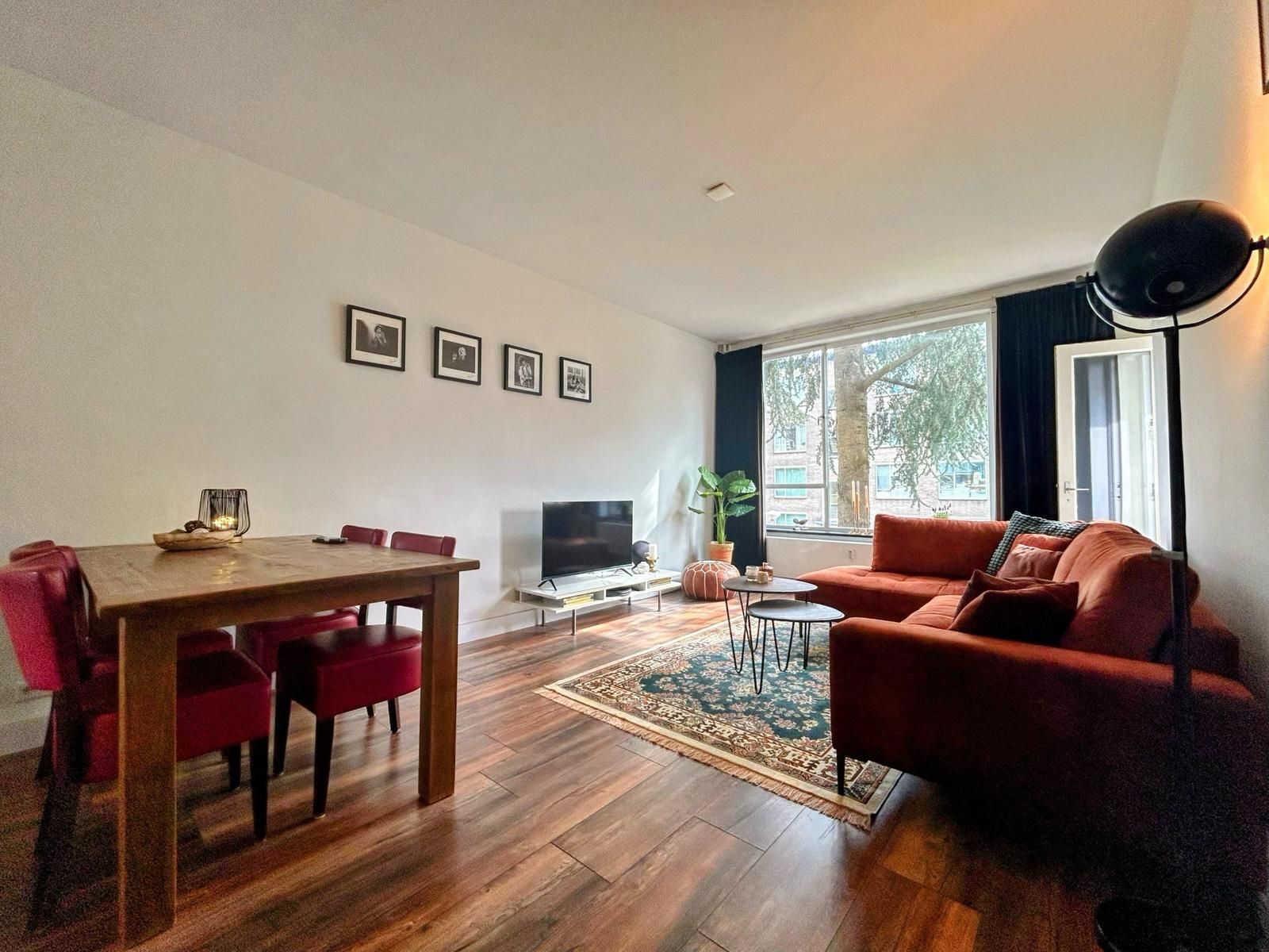 Avogadrostraat 2- 2 1