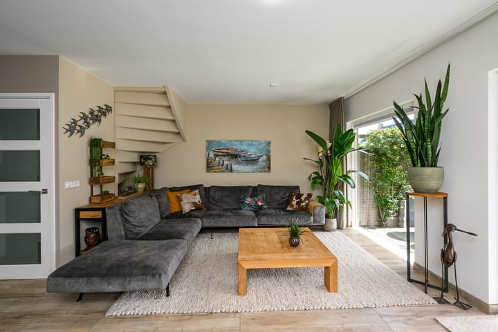 Photo 3 of Buizerd 61